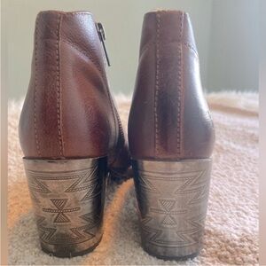 Frye Booties | Metal capped heels | 6.5
